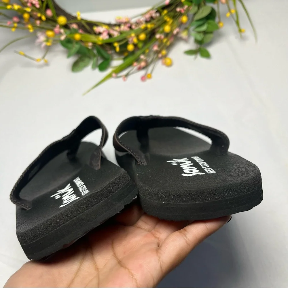 Sanuk Beer Cozy Coaster Flip Flops Mens Size 7 New